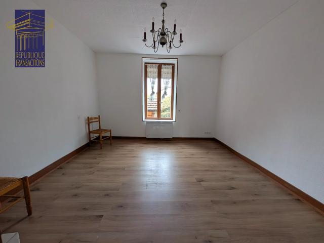 Appartement vente à Lacanche, Côte-d'Or