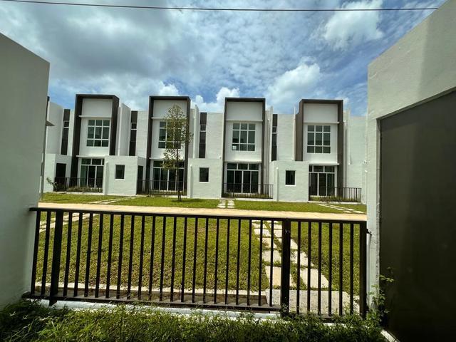 Terraced House for sale in Lunas, Kedah
