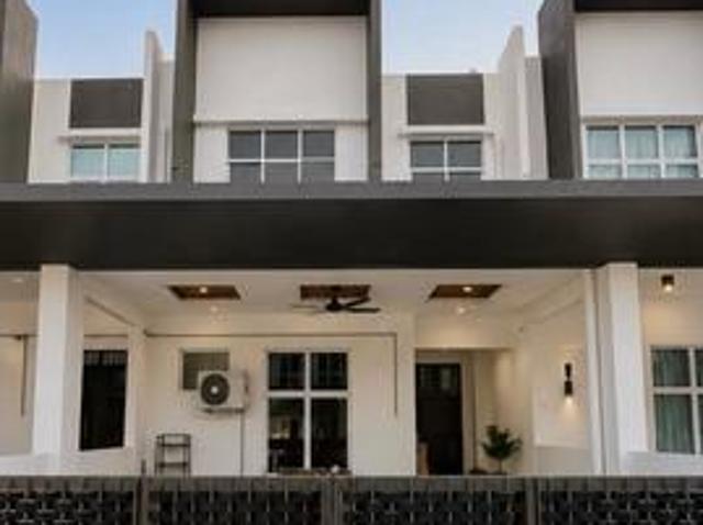 Terraced House for sale in Lunas, Kedah
