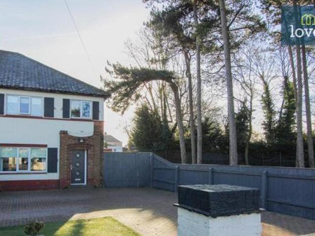House for sale in Grimsby, North East Lincolnshire
