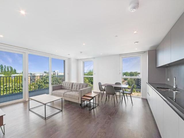 House for rent in London Borough of Lewisham, New Cross