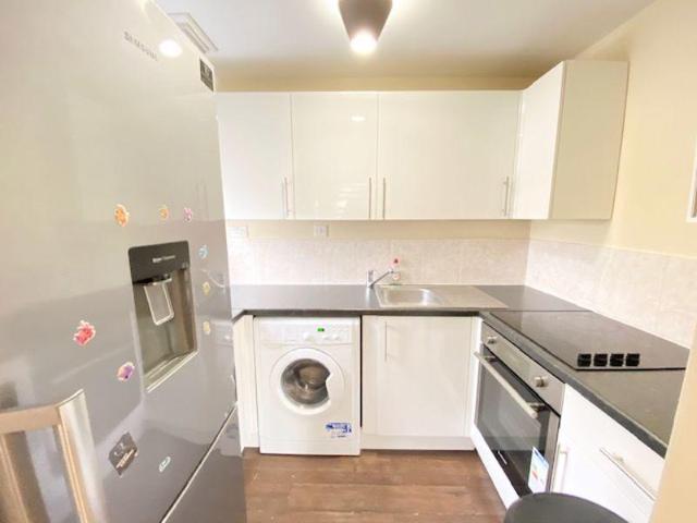 Apartment for rent in Lower Edmonton, Edmonton