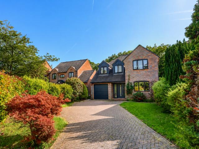 House for rent in Naphill, Buckinghamshire
