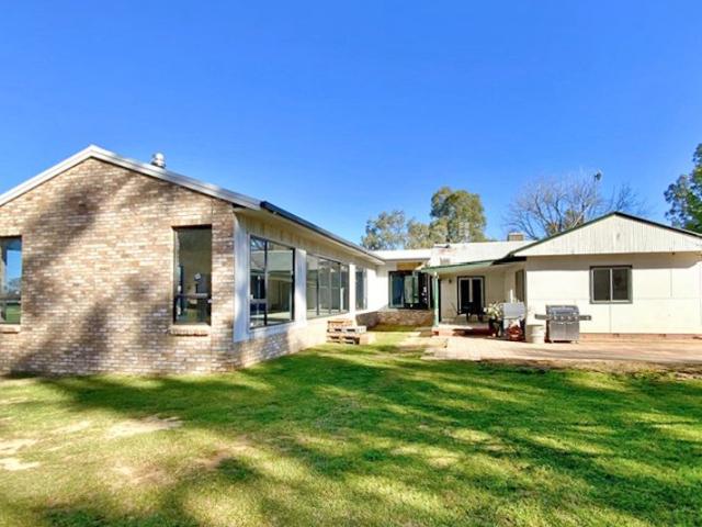 House for sale in Bedgerabong, New South Wales
