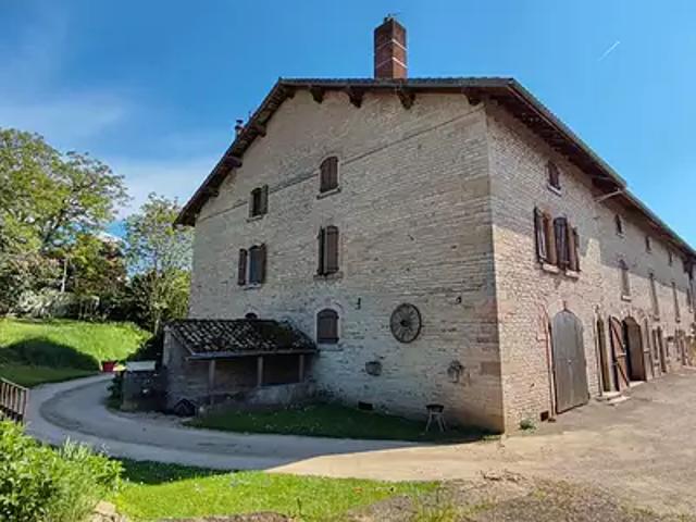 Maison vente à Mâcon, Lacrost