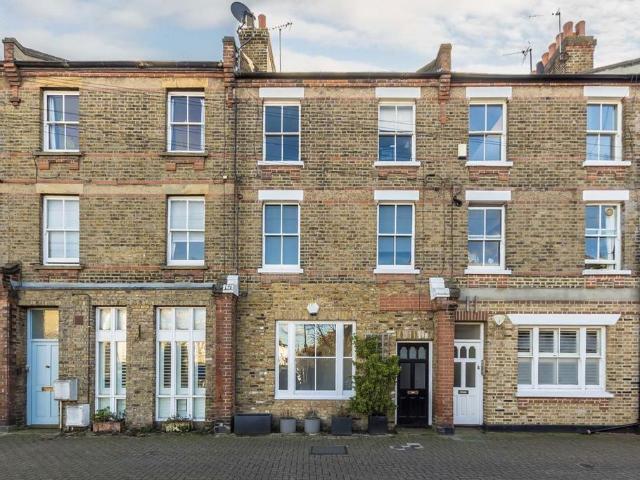 Apartment for rent in Putney, Greater London
