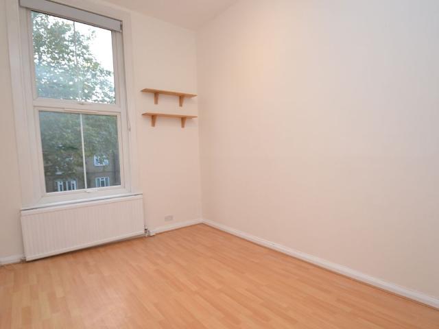 Apartment for rent in North Kensington, Greater London