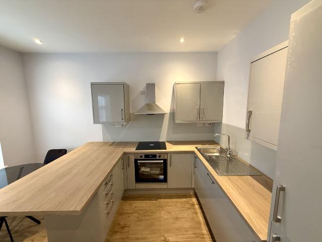 Apartment for rent in North Kensington, Greater London