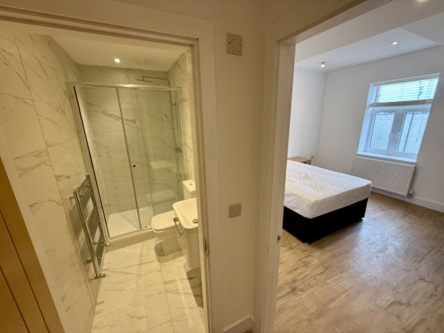 Apartment for rent in North Kensington, Greater London