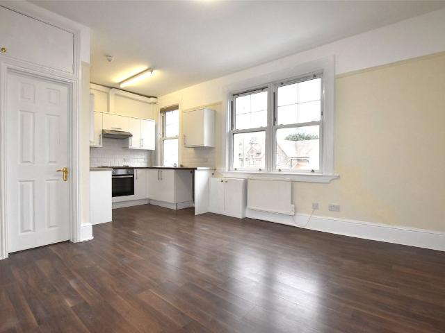 Apartment for rent in Red Hill, Surrey