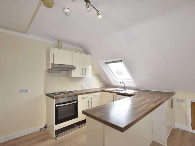 Apartment for rent in Red Hill, Surrey