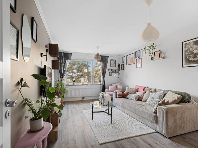 Bostad till salu i Järfälla, Stockholm