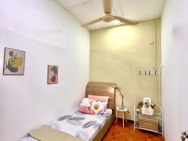 Room for rent in Country Heights Damansara, Kuala Lumpur