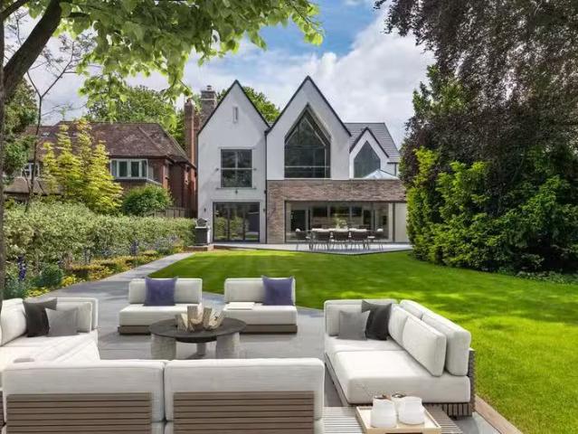 House for sale in Copt Heath, Knowle
