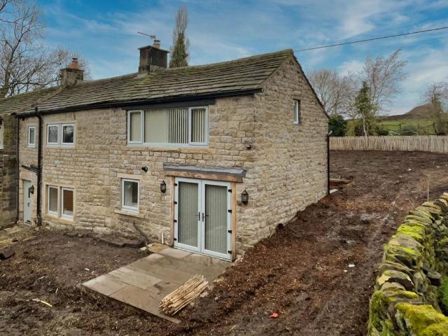 House for rent in Crossflatts, West Yorkshire