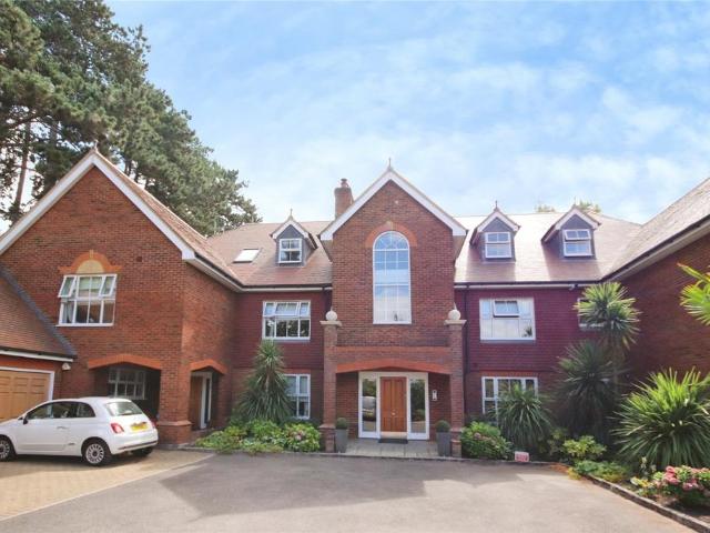 Apartment for rent in Sunningdale