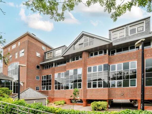 House for sale in Bellfields, Guildford