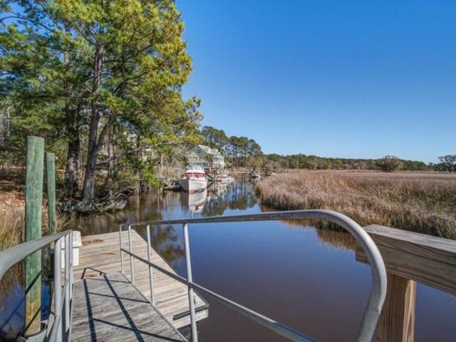 House for sale in Awendaw