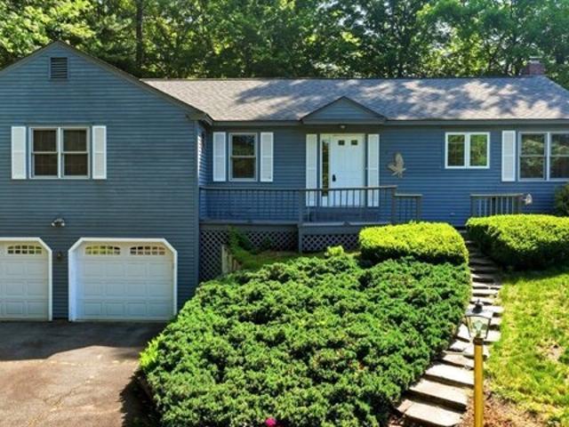 House for sale in Hadley, Massachusetts