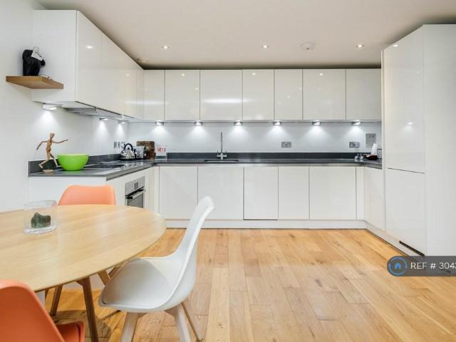 Apartment for rent in London Borough of Lewisham, Ladywell