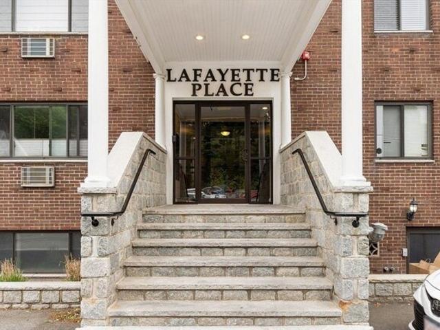 Condo for sale in Chelsea