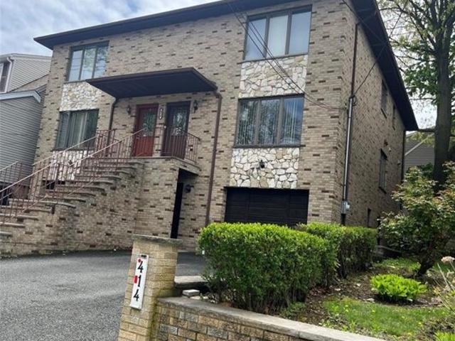 House for sale in Cliffside Park, New Jersey