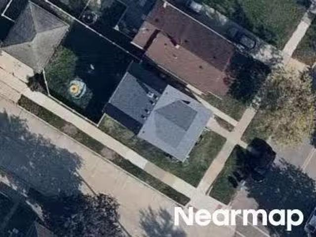 House for sale in Lincoln Park