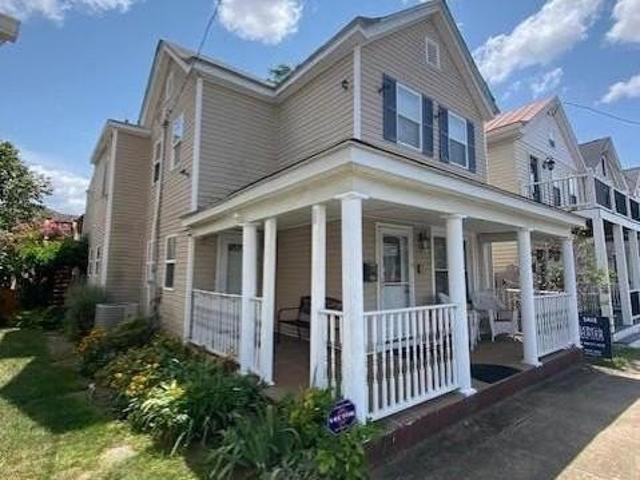 House for sale in Fredericksburg
