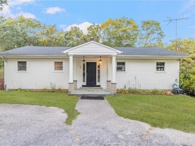 House for sale in Wickford Junction, North Kingstown