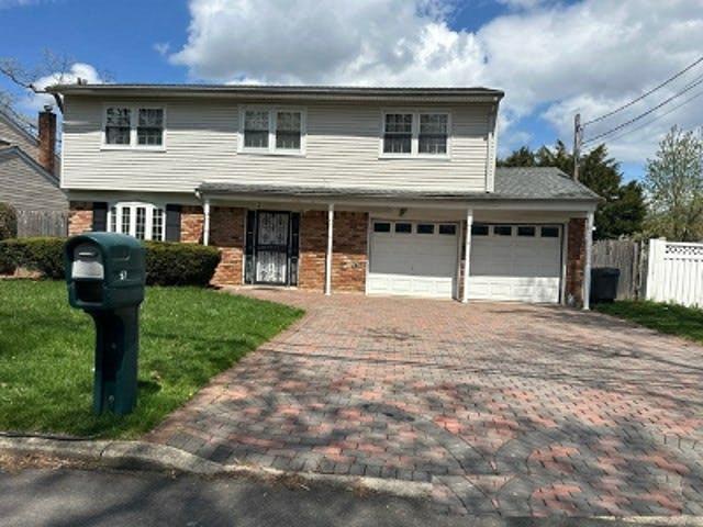 House for sale in Huntington, New York