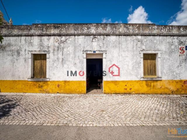 Armazém venda em Rio Maior, Santarém