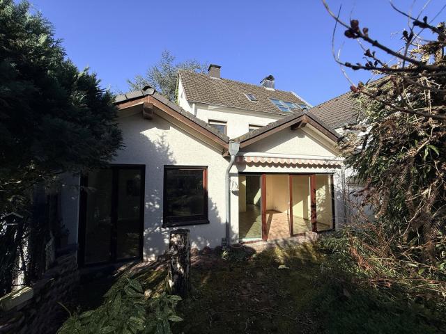 Doppelhaushälfte kaufen in Merheim, Köln