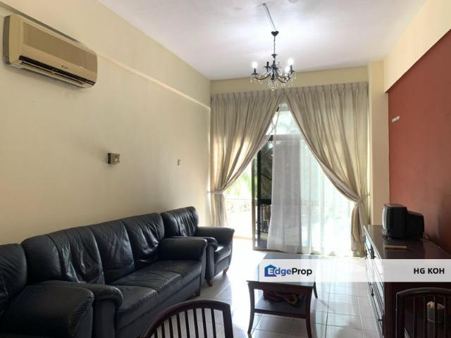 Condominium for rent in Malaka