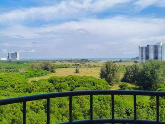 Condominium for sale in Malaka
