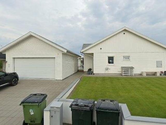 Lägenhet hyra i Vejbystrand, Skåne