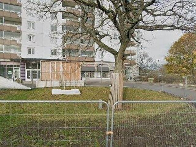Lägenhet hyra i Nacka, Älta