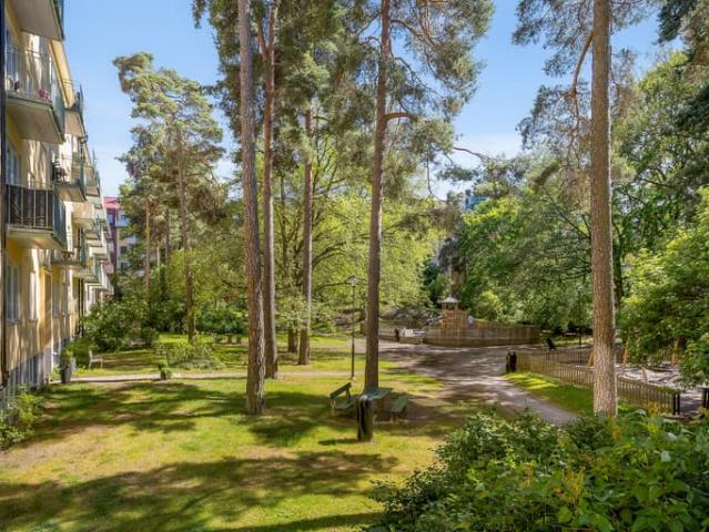 Lägenhet till salu i Solna, Stockholm