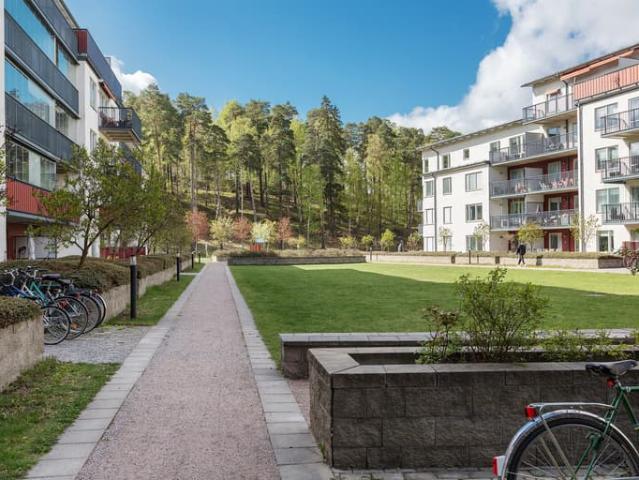 Lägenhet till salu i Solna, Stockholm