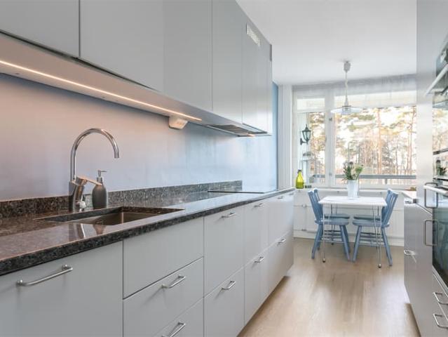 Lägenhet till salu i Kallhäll, Stockholm