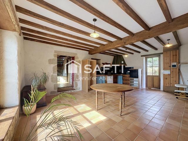 Maison vente à Parthenay, Deux-Sèvres