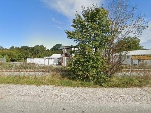 Erhvervsejendom til leje i Frederiksværk, Halsnæs Kommune