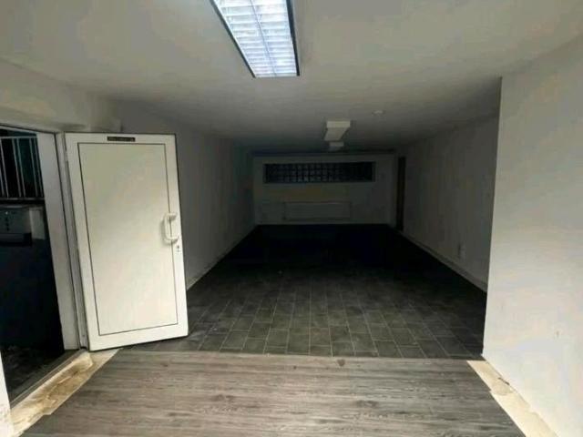 Gewerbe mieten in Byfang, Essen