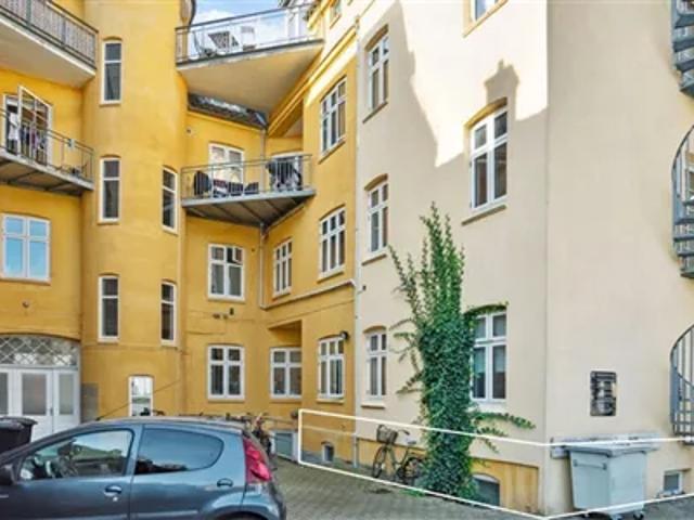 Erhvervsejendom til leje i Århus