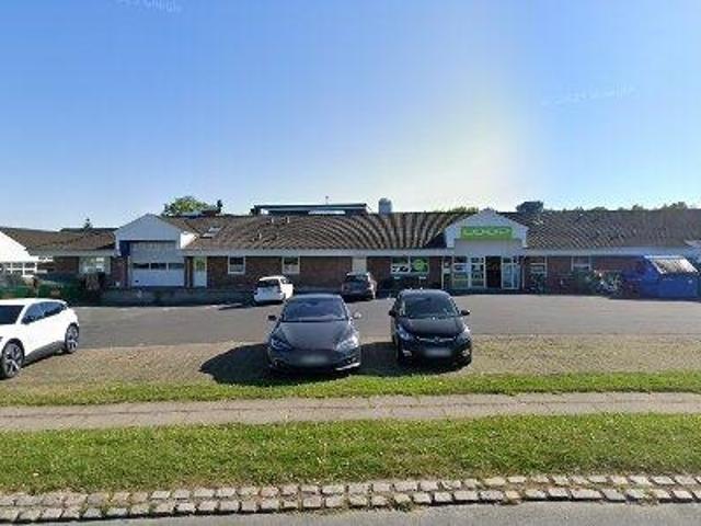 Ejendom til leje i Over Holluf, Odense