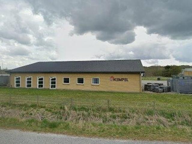 Erhvervsejendom til salg i Langå, Århus