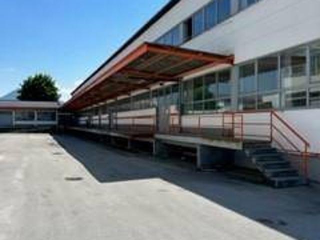 Gewerbe mieten in Rott, Salzburg