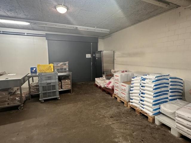 Immobilie kaufen in Weiningen (ZH), Zürich