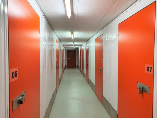 Atelier mieten in Einigen, Zürich
