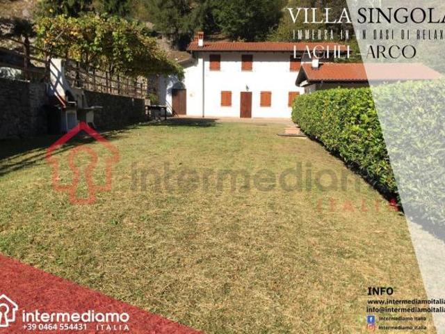 Villa Indipendente in vendita a Comunità Alto Garda e Ledro, Arco