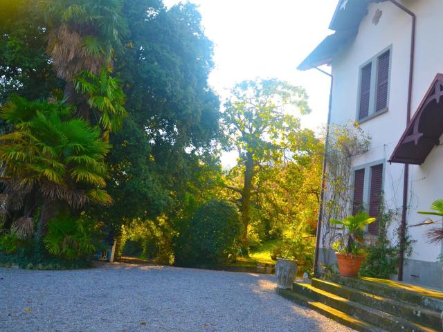 Casa in vendita a Tavernola Bergamasca, Lombardia